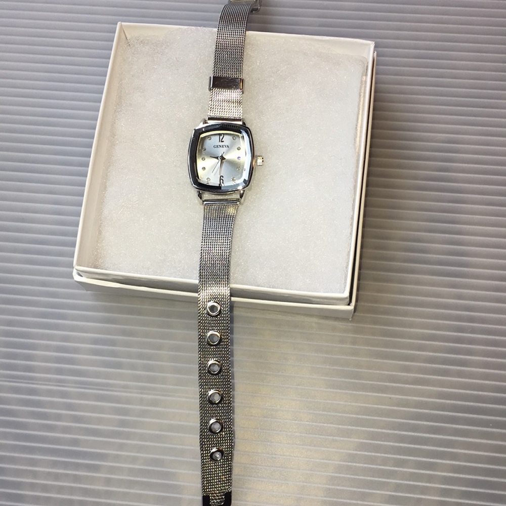 Geneva Women’s Time Piece